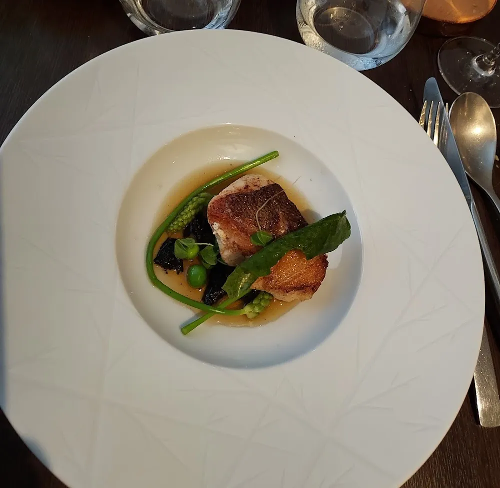 Daurade Sébaste Poêlée Et Ses Petits Légumes